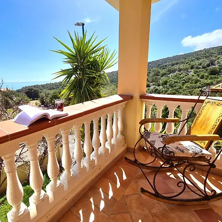 Apartamento Vista Mare E Montagna